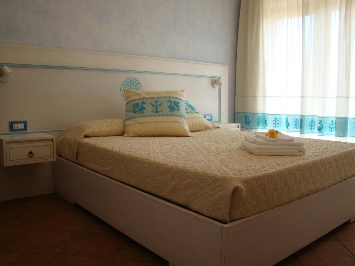 Bella Casa Con Giardino A 10 Minuti Dal Mare Lägenhet Aglientu Exteriör bild